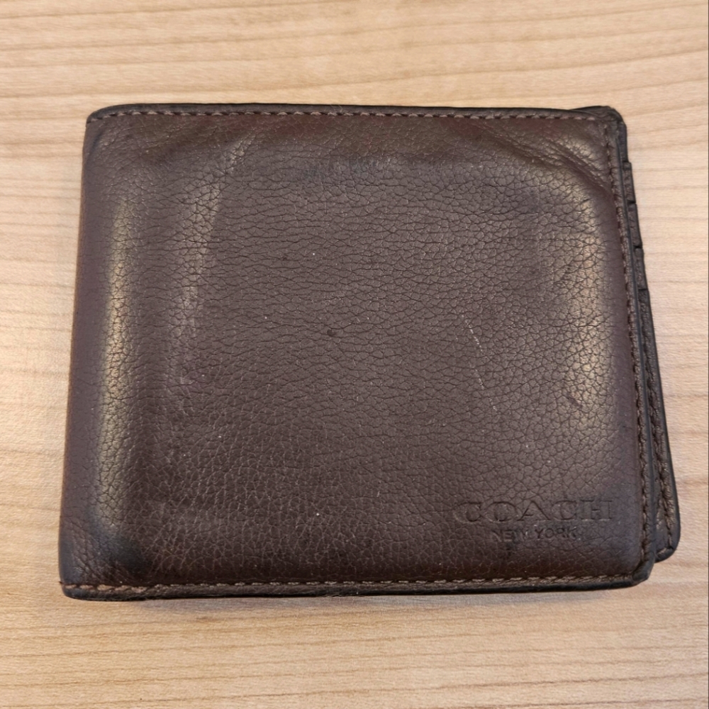 Coach Men's Bifold Brown Leather Wallet f74991